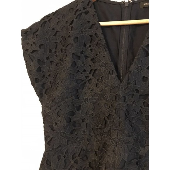 Banana Republic Black Floral Lace Overlay Dress Sleeveless Size 4 Beautiful! - Picture 2 of 5